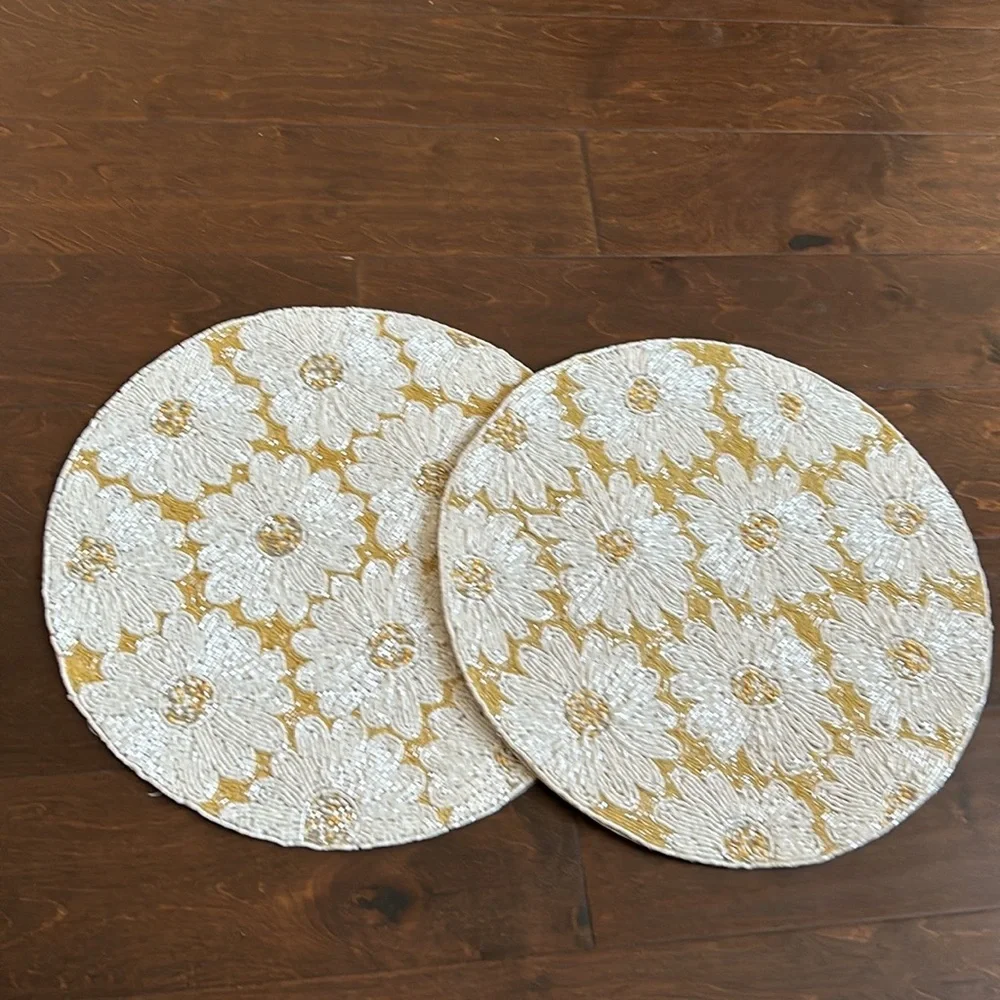 Tahari Set Of 2 Beaded Chargers Floral New Spring Summer Yellow Scalloped